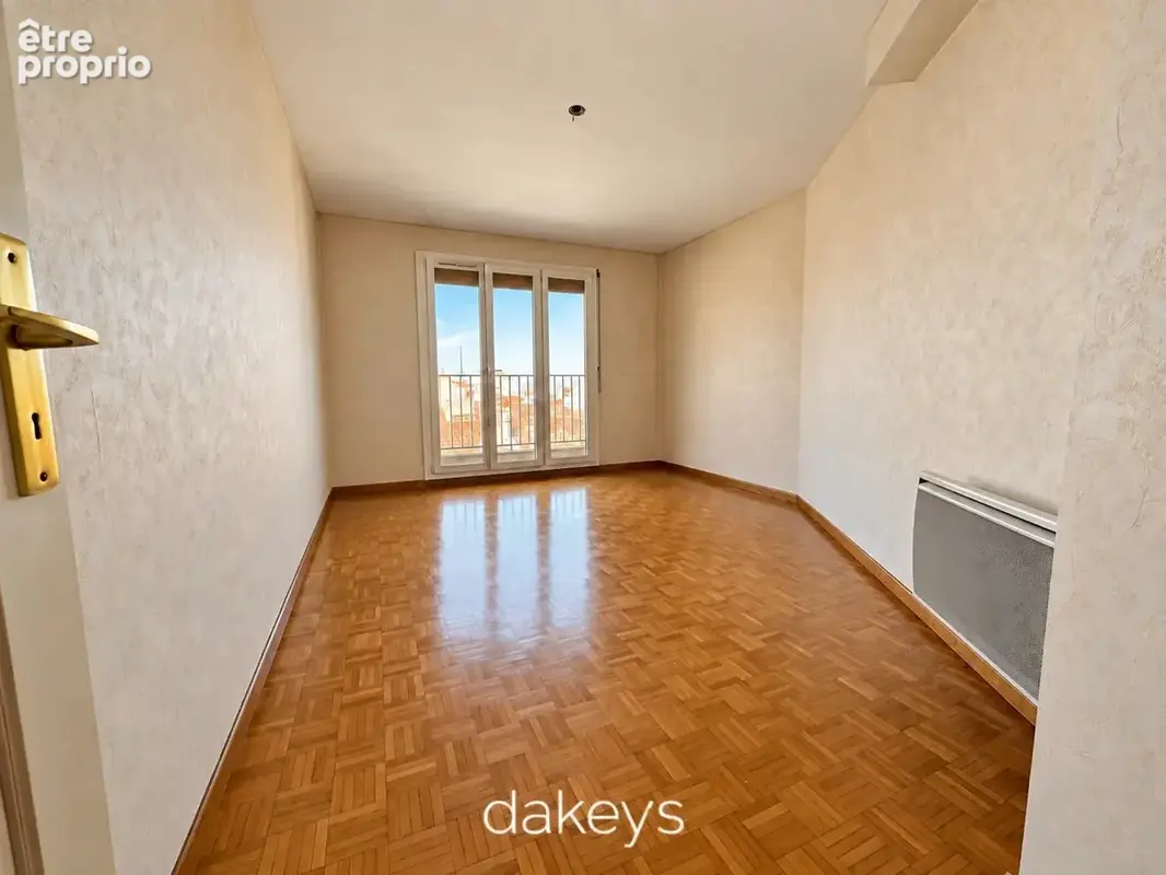 Bas de vauban / breteuil – 71 m² avec terrasse 16 m² – vue exceptionnelle notre-dame - photo 9