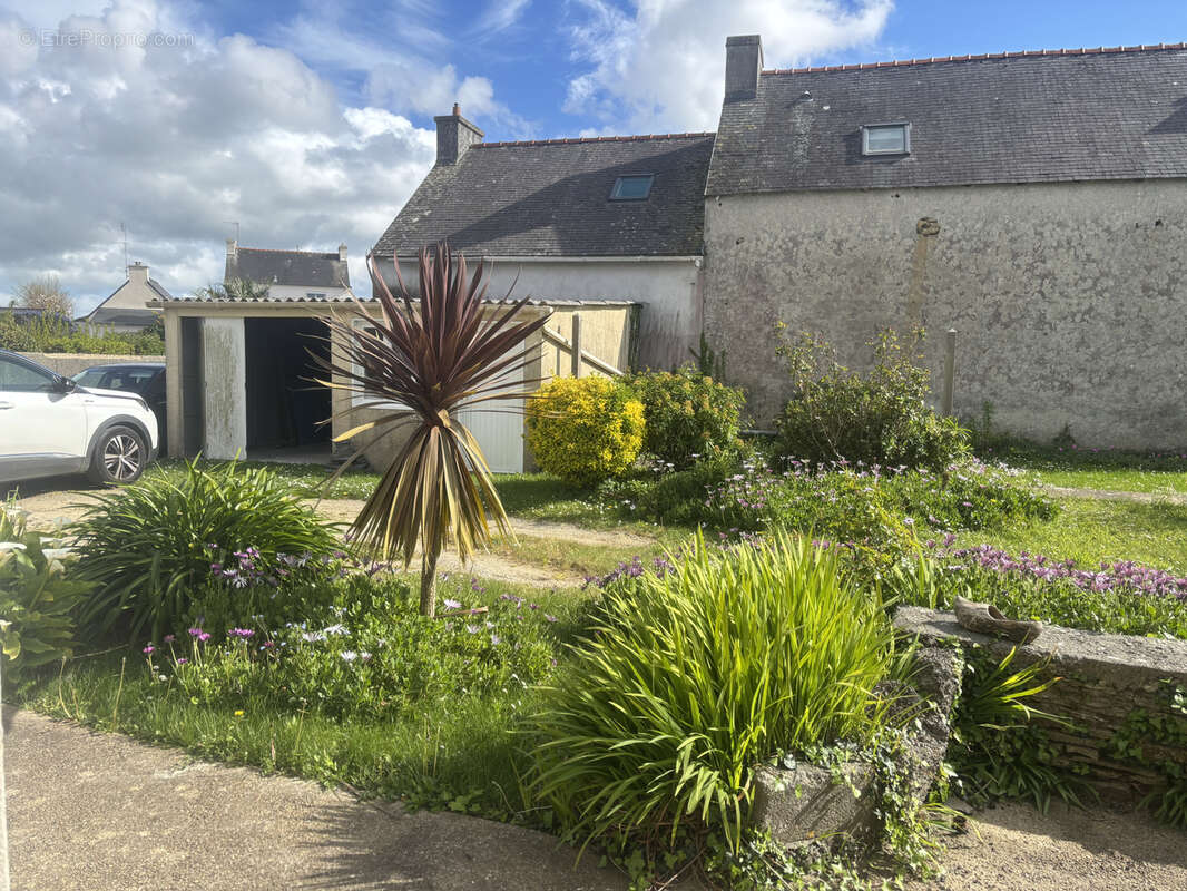 Maison à PLONEOUR-LANVERN