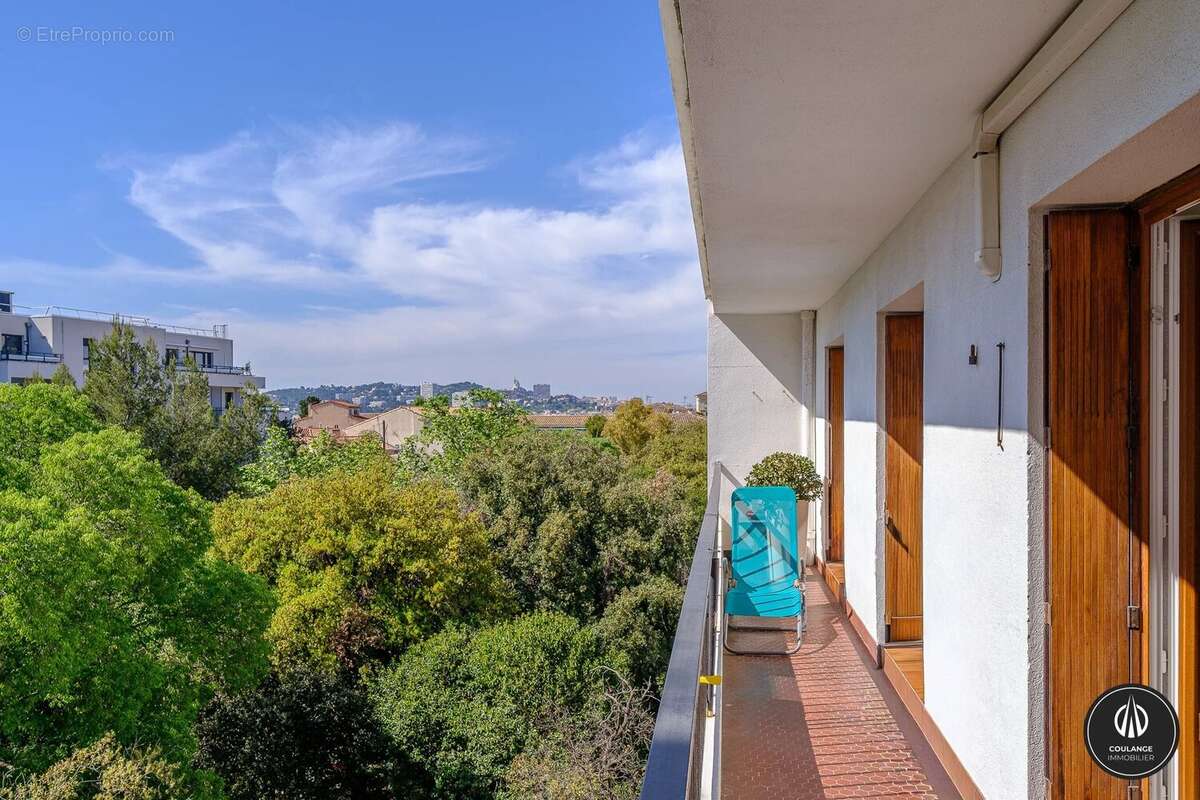 Appartement à MARSEILLE-8E