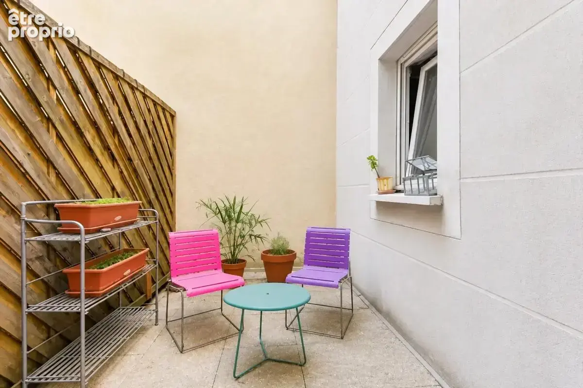 Appartement de 4 pièces de 75 m² à Paris - photo 9