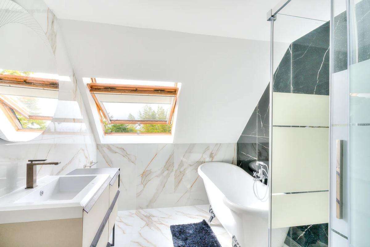 Maison à CHAMPIGNY-SUR-MARNE