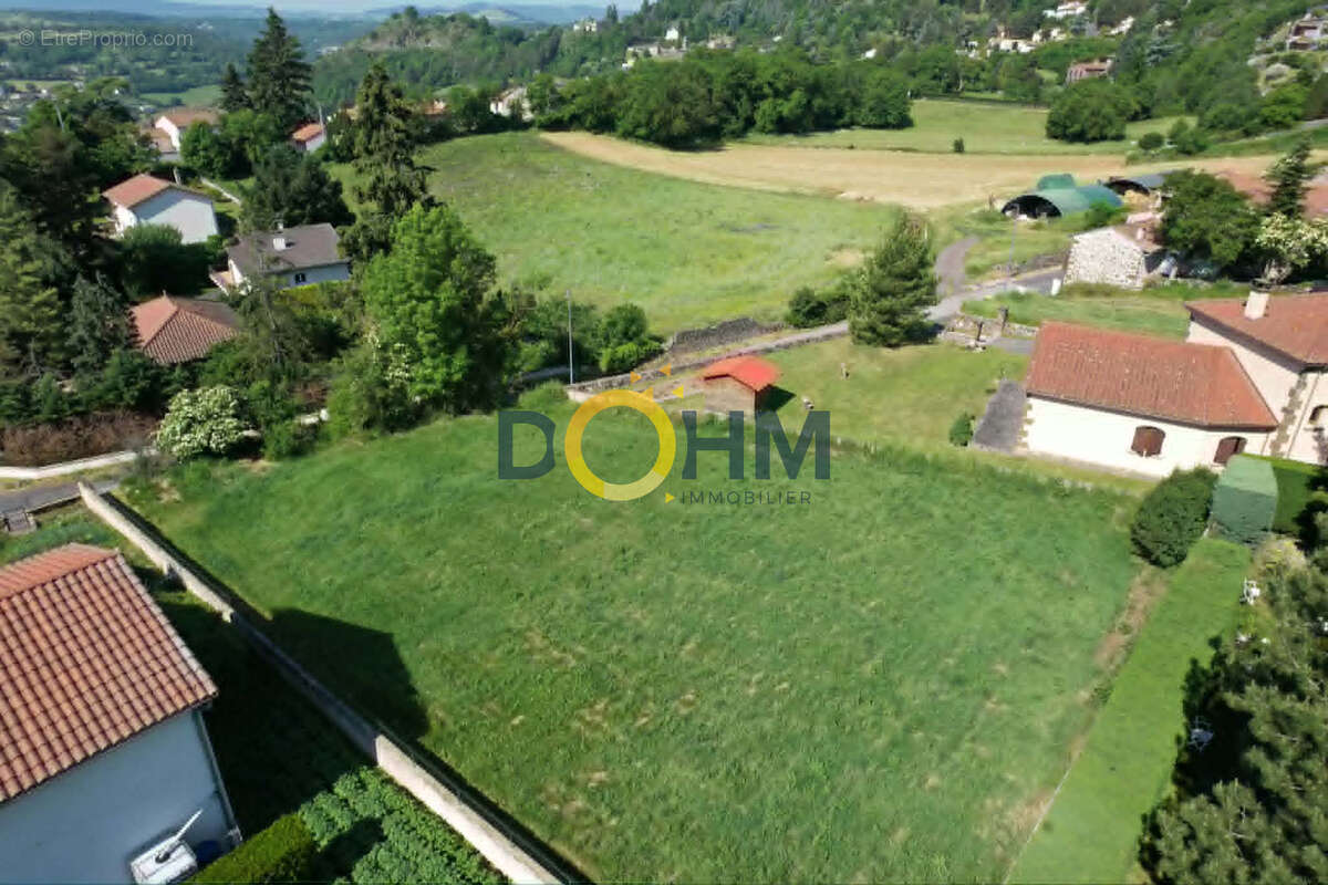 Terrain à POLIGNAC