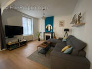 Maison à SAINT-ANTOINE-DU-ROCHER