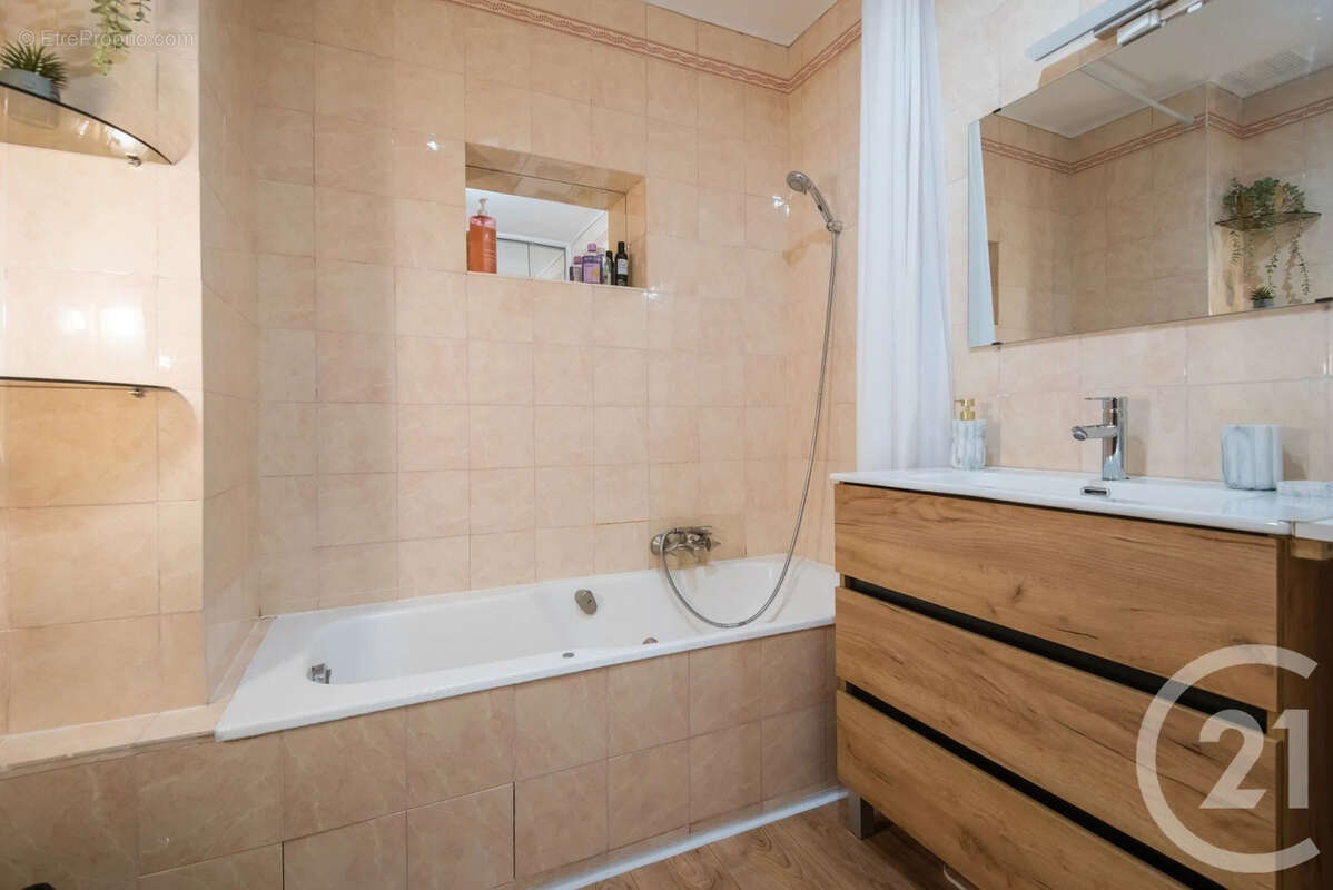 Appartement 39 m² à Villefranche-Sur-Mer  - photo 9