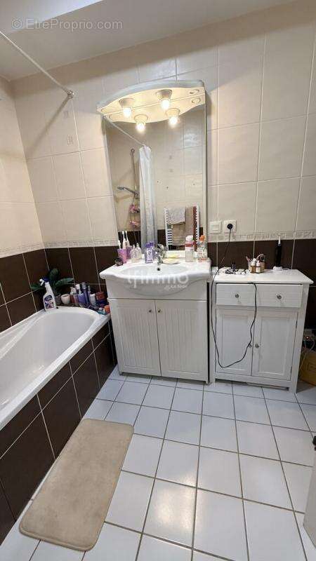 Appartement à MORNANT