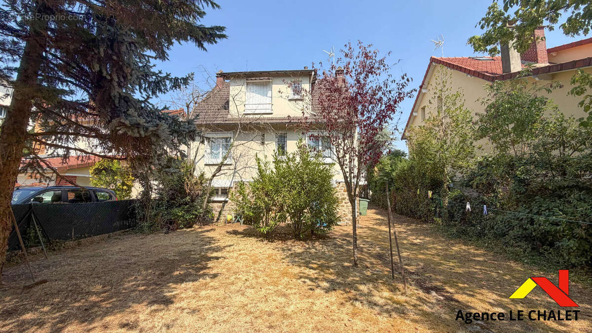 Ablon-sur-Seine Centre Maison familiale 6 pièces de 100 m², 4 chambres et grand jardin - photo 12