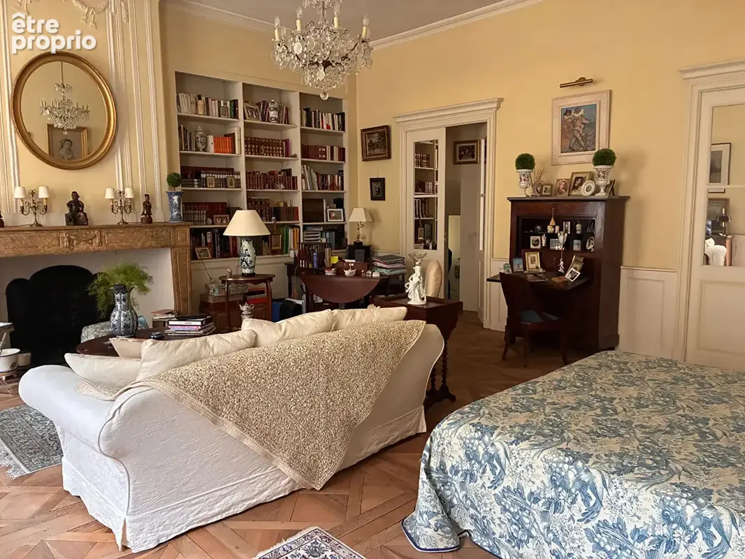 Appartement d'exception et de prestige du XVIII ème de 213 m2 - photo 17