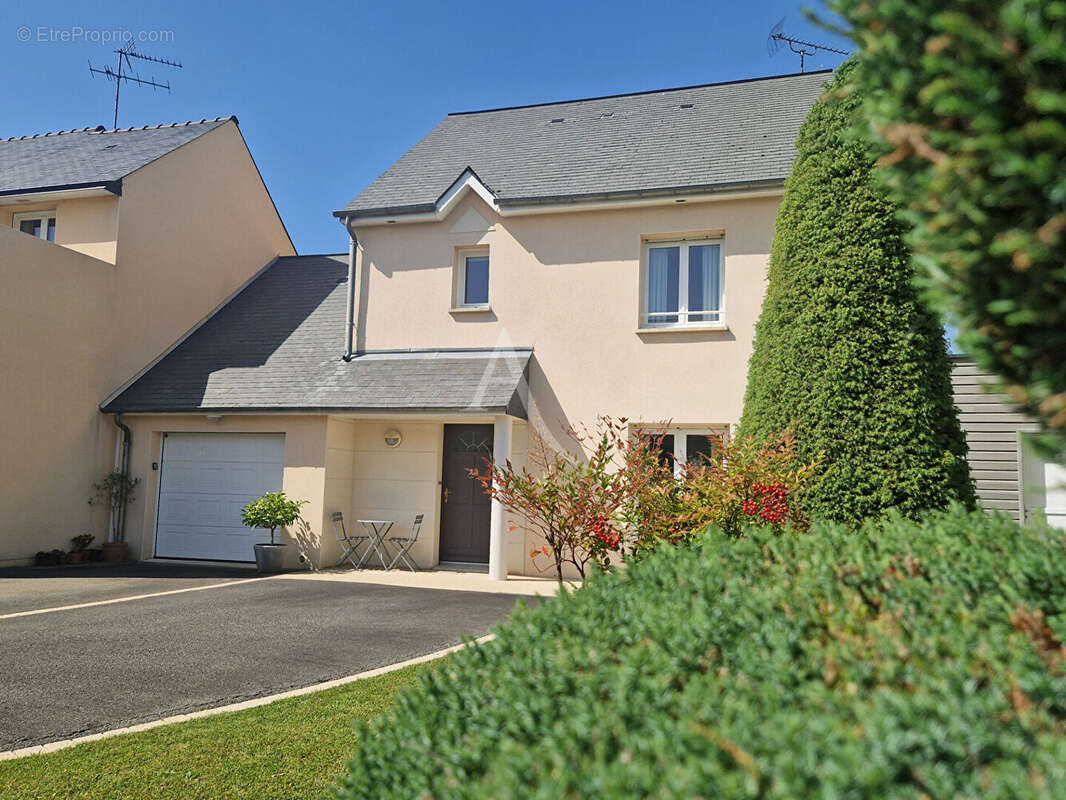 Maison à LAVAL
