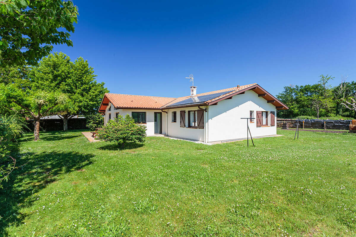 Maison à TOSSE