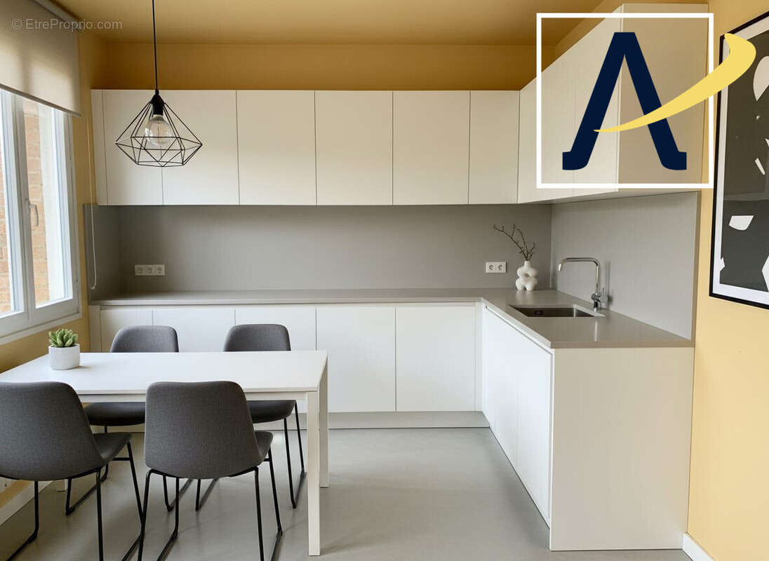 CUISINE PHOTO IA - Maison à VALDOIE