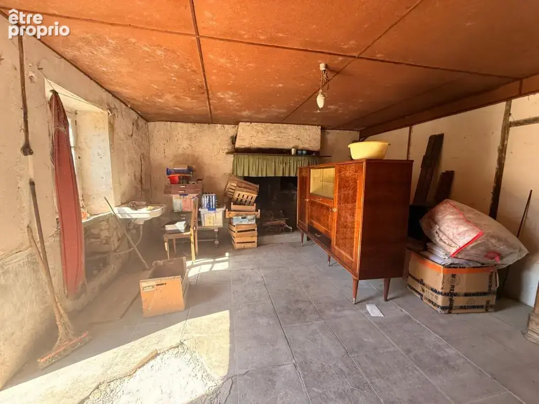 EN EXCLUSIVITE ! Charmante maison en pierre 60m² à rénover, Terrain de 900 m² 18 500 € - photo 6