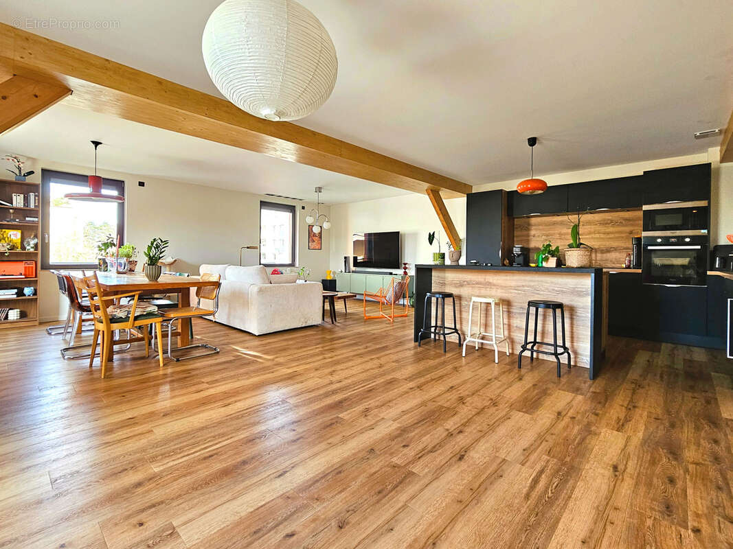 Appartement à CHARNAY-LES-MACON