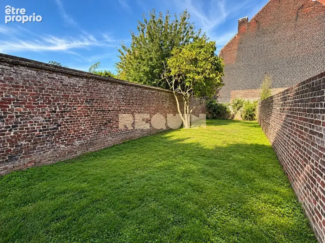 Maison 10 pièces 198 m² à vendre à Lille (59000) - photo 3