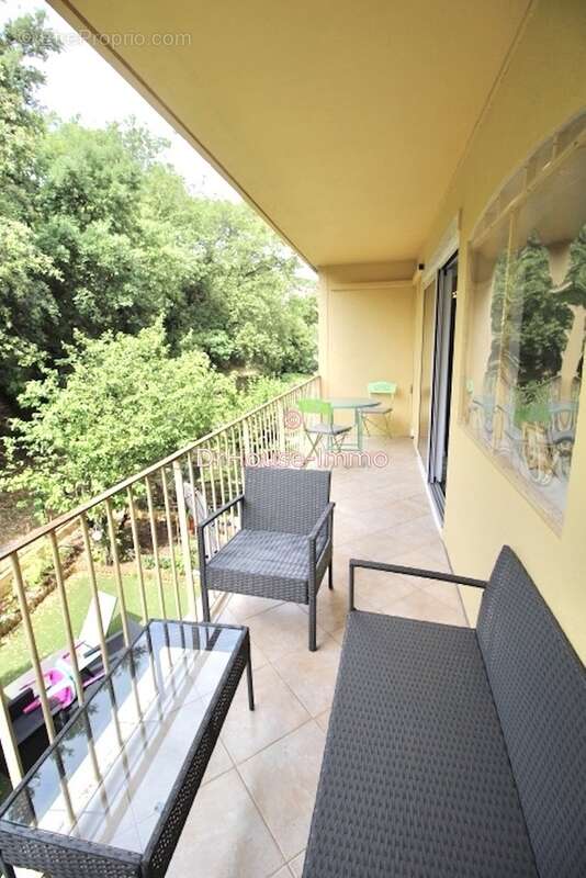 Appartement à LA CROIX-VALMER