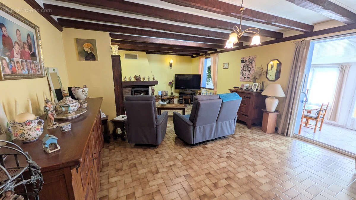 Autre à LAROQUE-DES-ALBERES