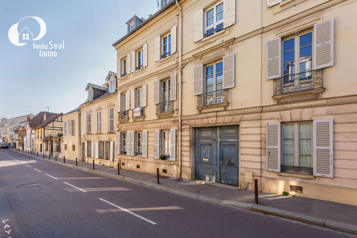 Appartement à VERSAILLES