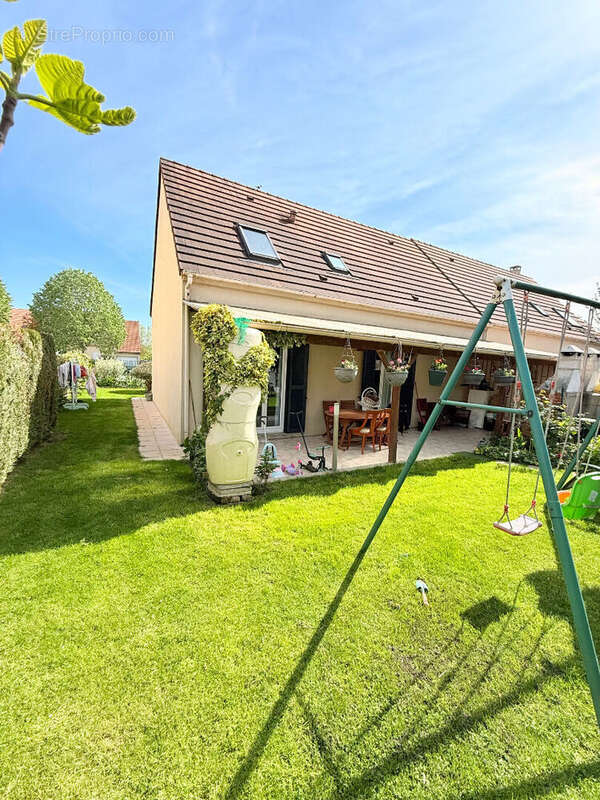 Maison à GONESSE