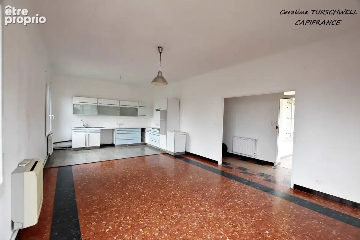 La seyne sur mer (83) - 1 maison de 2 appartements - 190m² - 1,5km du port - 3km des sablettes - photo 10