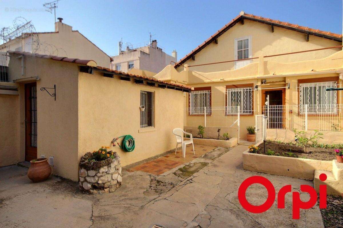 Appartement à MARSEILLE-14E