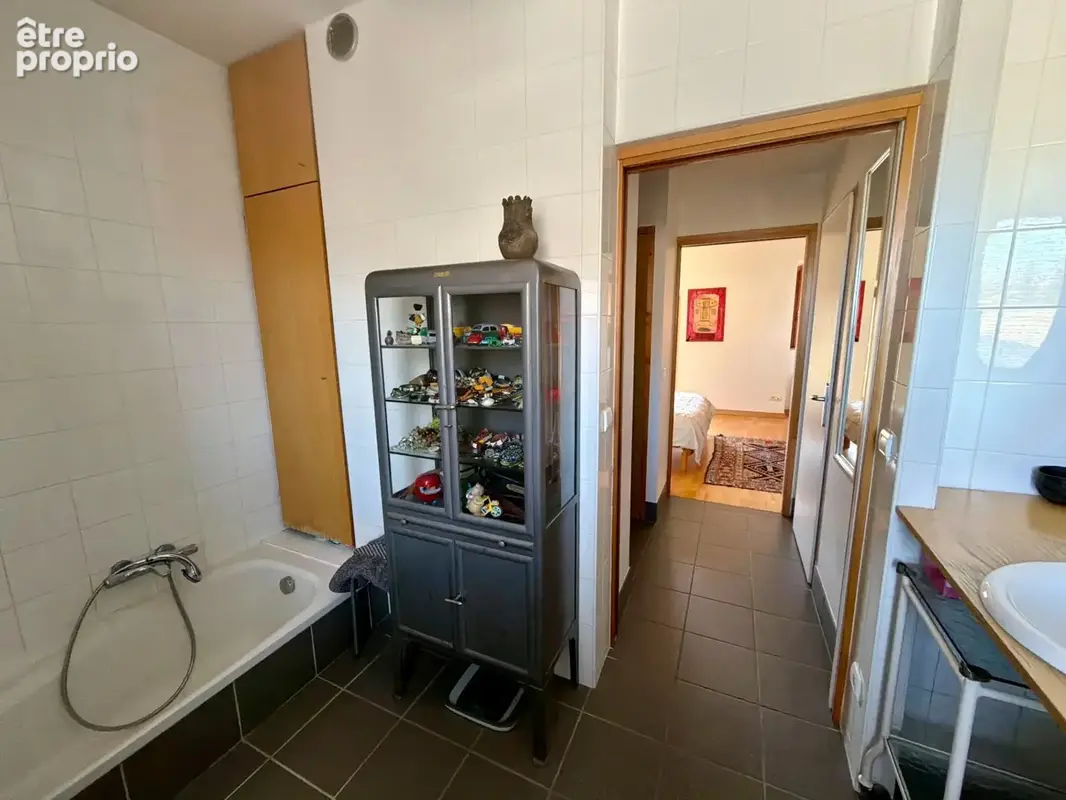 Propriété de Caractère 300m2 hab+ 175m2 bureaux - à vendre 12 pièces (74) -  proche de Annecy - photo 27