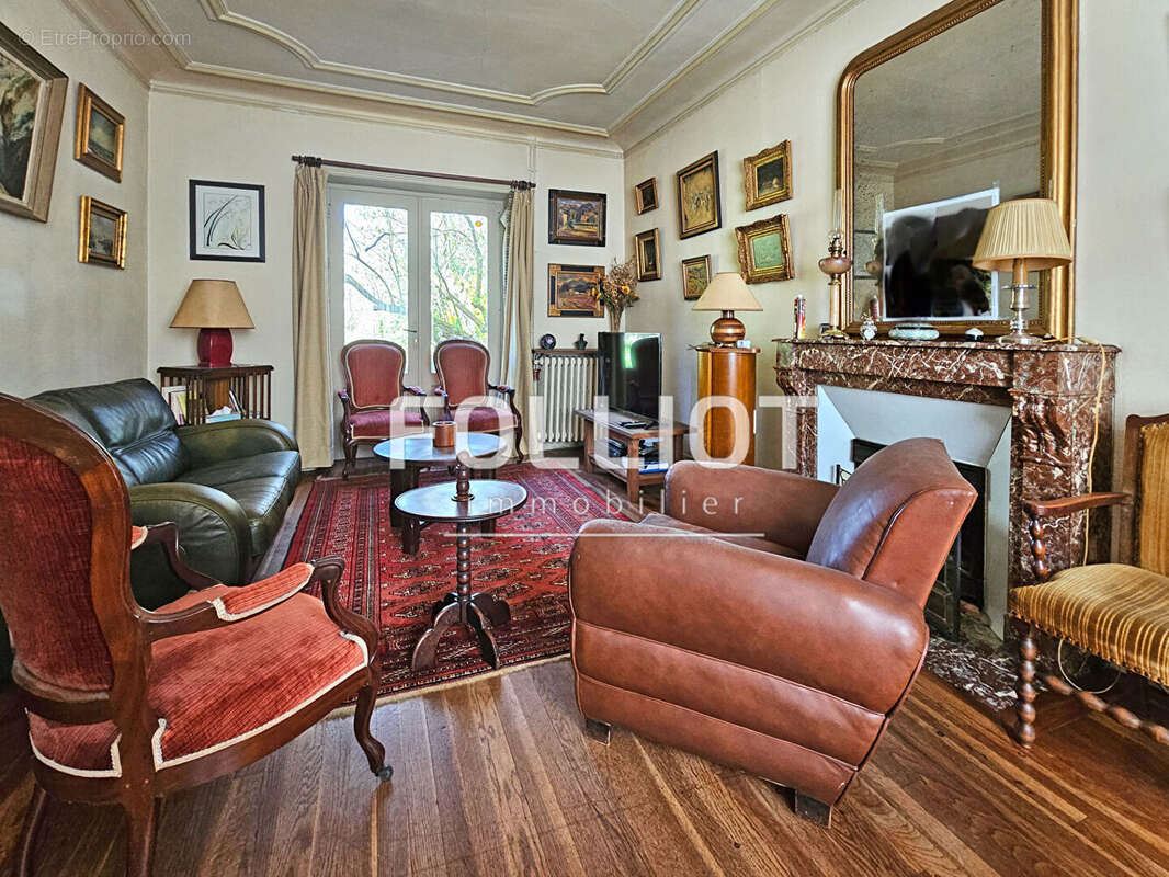 Maison à SAINT-AUBIN-D'ARQUENAY