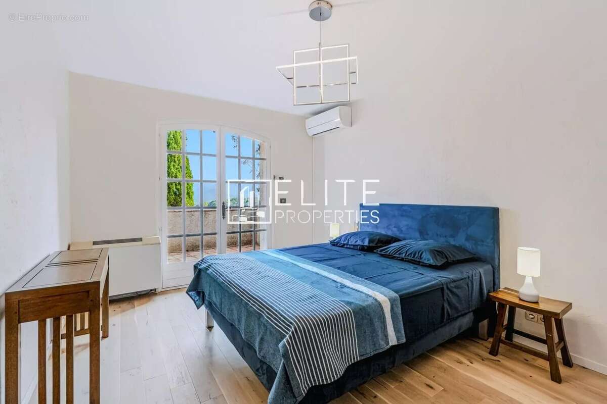 Maison de charme avec vue mer panoramique. piscine et dépendance - photo 24