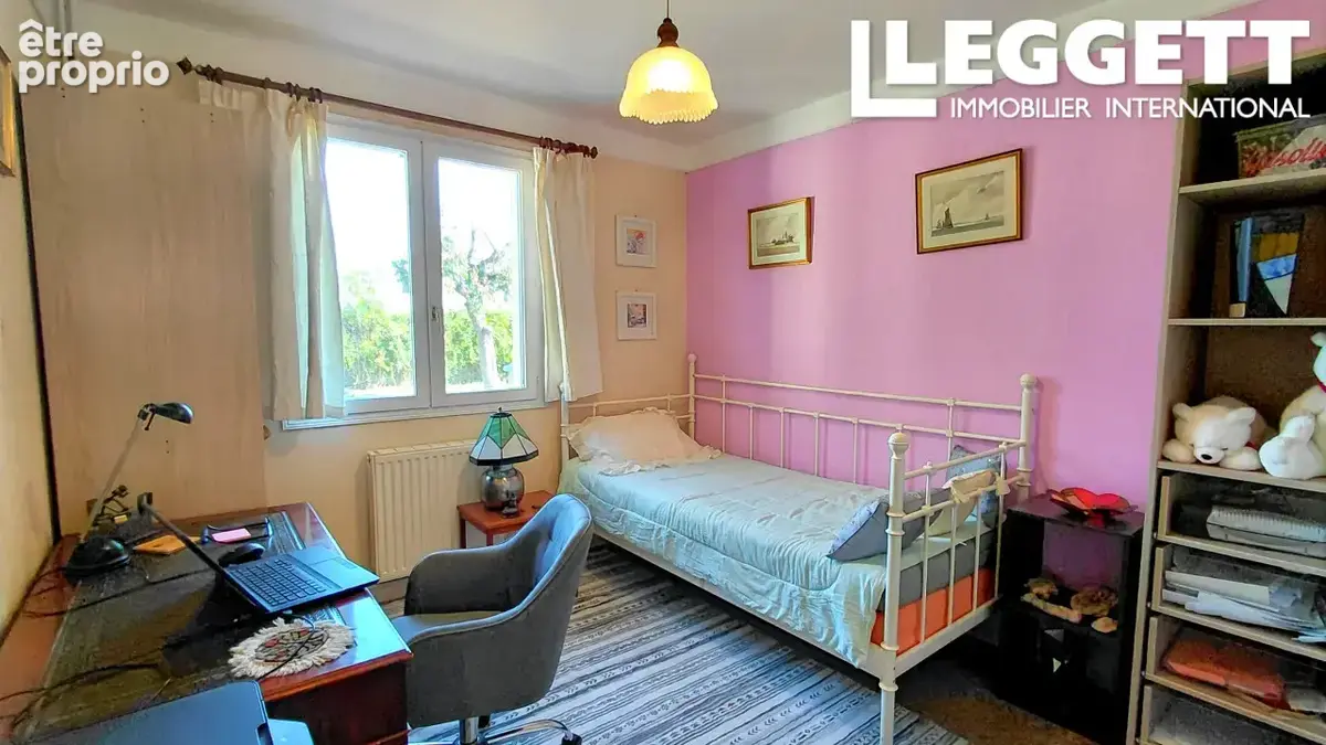 Spacieux pavillon de plain-pied avec 4 chambres, proche de Sauzé-Vaussais et Civray - photo 10