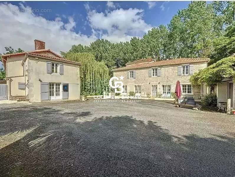 Maison à SAINTE-HERMINE