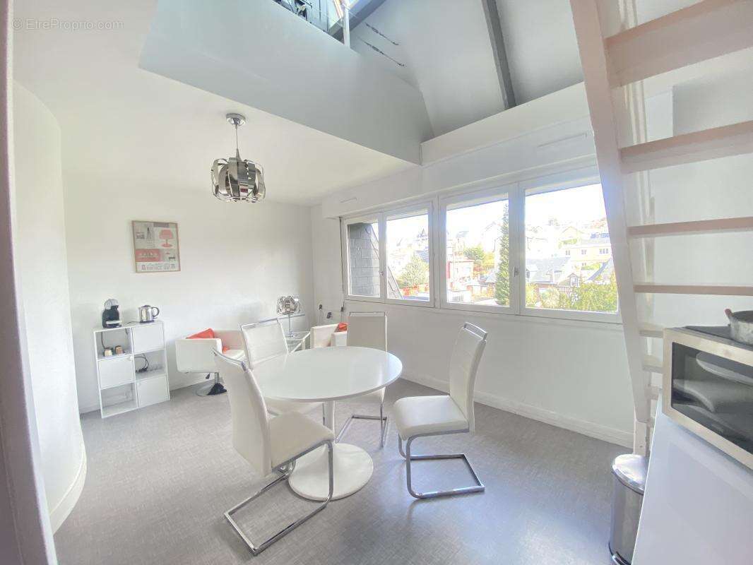 Appartement à TROUVILLE-SUR-MER