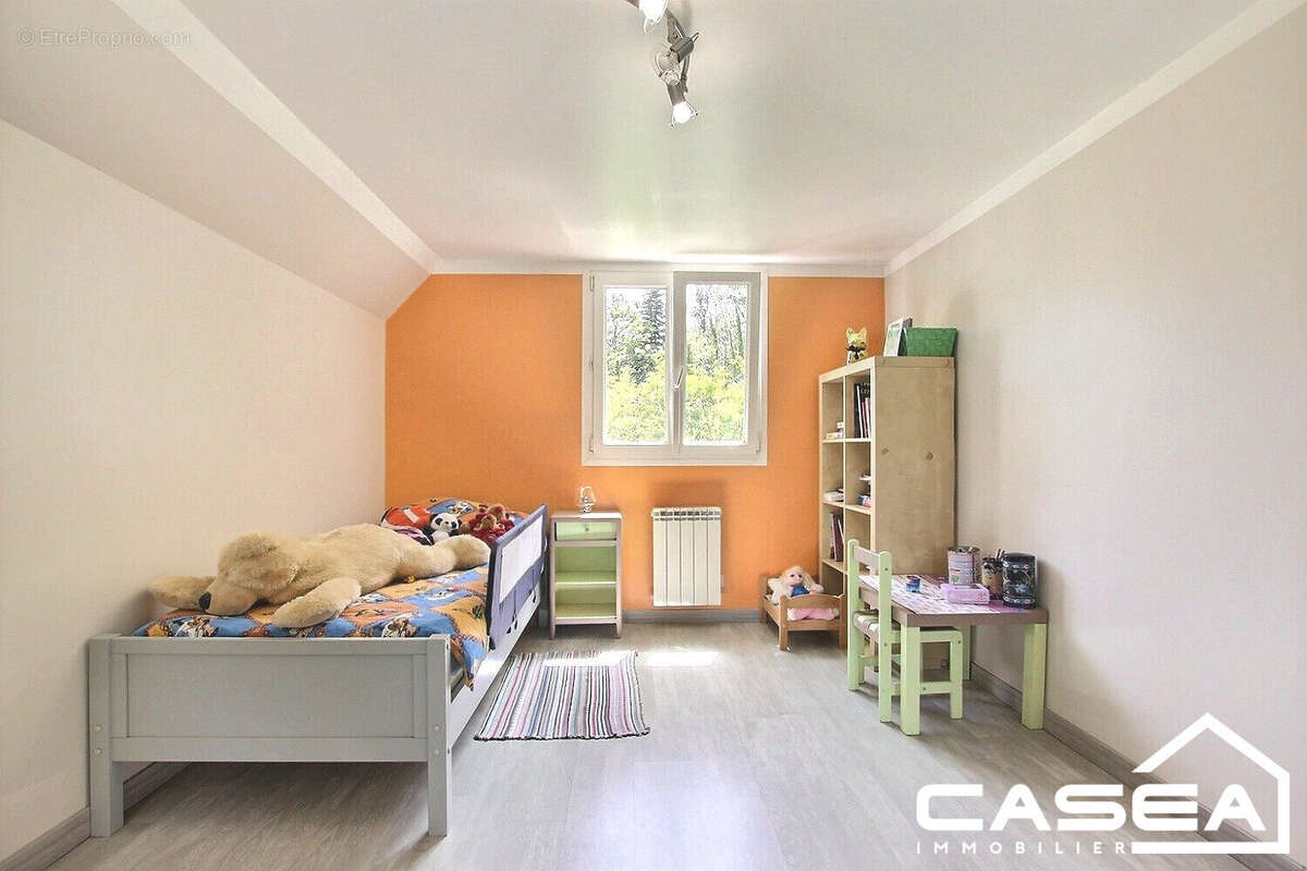 Maison 134 m² à Combrit  - photo 4