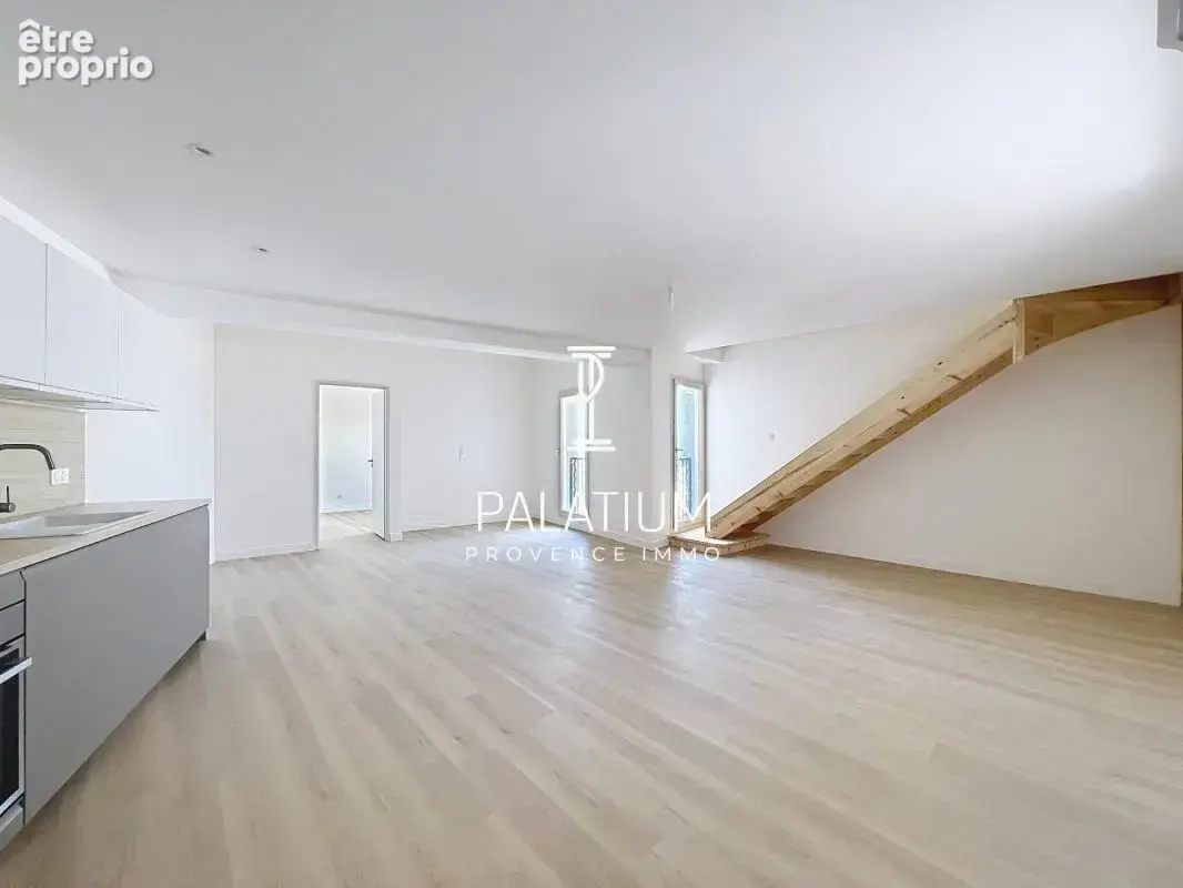 Appartement T4 de 82 m² – Cœur de Trets, résidence confidentielle - photo 8