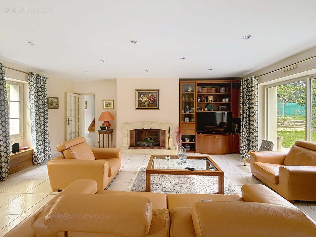 Maison à MILLY-LA-FORET