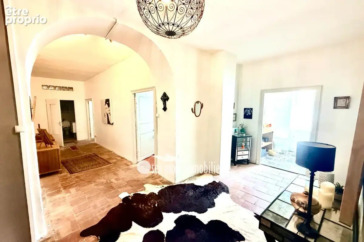 Maison 10 pièces 327 m² à vendre à Roquefort-Des-Corbieres (11540) - photo 9