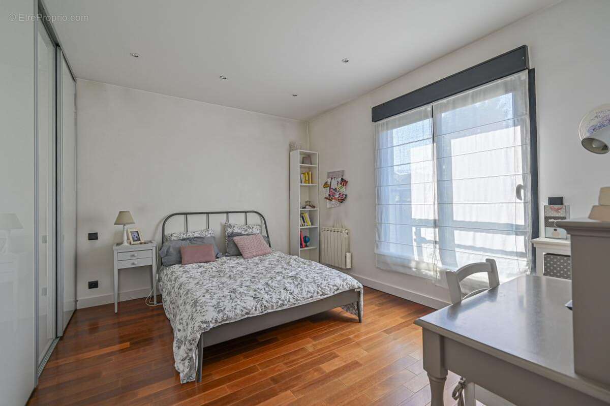 Appartement à BRY-SUR-MARNE