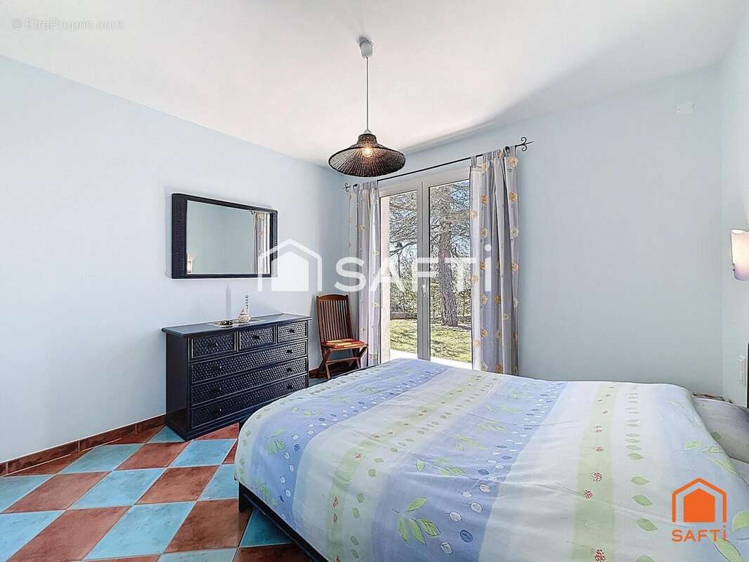 Photo 9 - Maison à REGUSSE