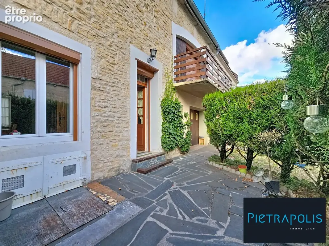 Maison 4 pièces 99 m² à vendre à Chaumont (52000) - photo 2