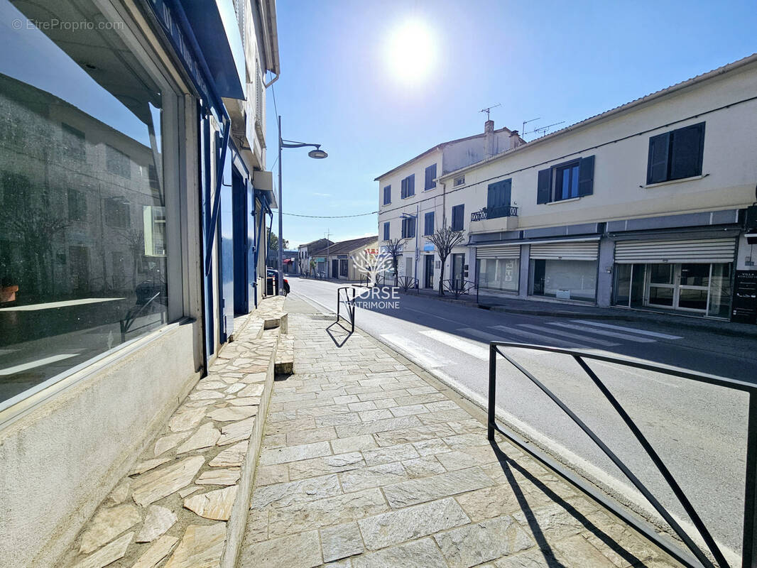 Commerce à GHISONACCIA
