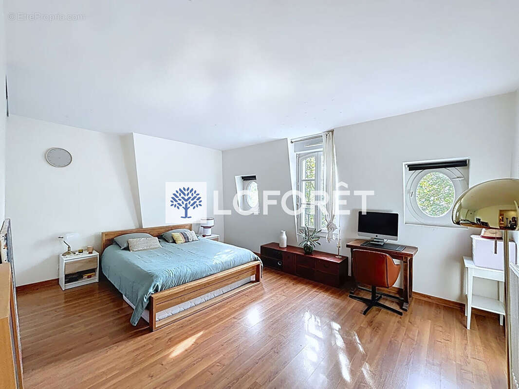 Appartement à NOISY-LE-ROI