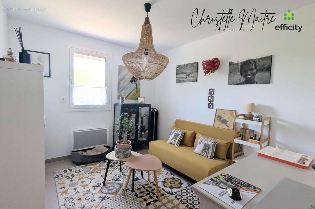 Maison 102 m² à Saint-Martin-De-Crau  - photo 19