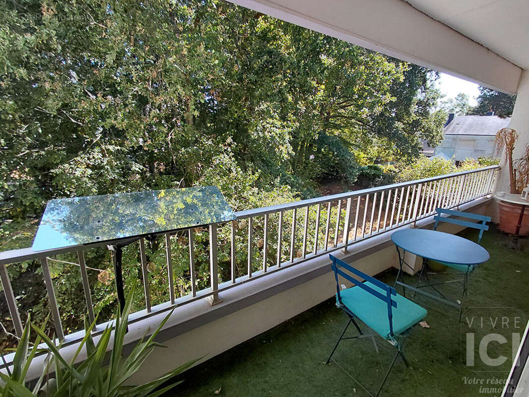 Appartement  3 Chambres + balcon STE LUCE 79.53 m2 - photo 8