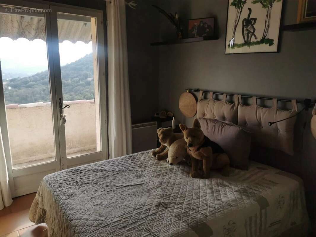 Maison à PLAN-DE-LA-TOUR