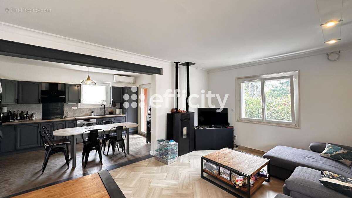 Maison 132 m² à Nyons  - photo 3