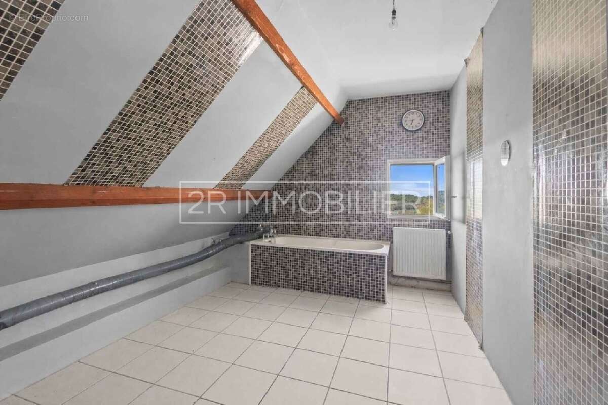 Maison à CHESSY
