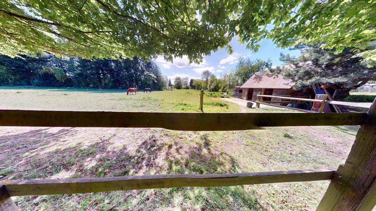 Autre à AMFREVILLE