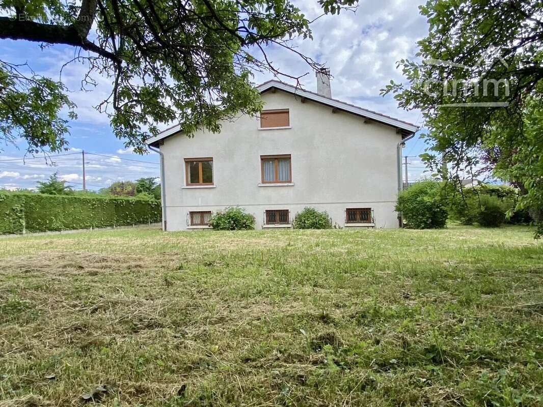 Maison à SURY-LE-COMTAL