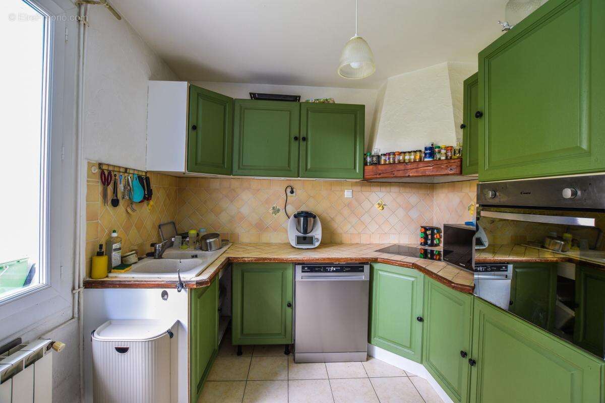 Maison à BAGNOLS-SUR-CEZE