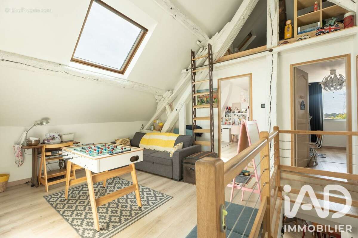 Maison 130 m² à Cernay-La-Ville  - photo 9
