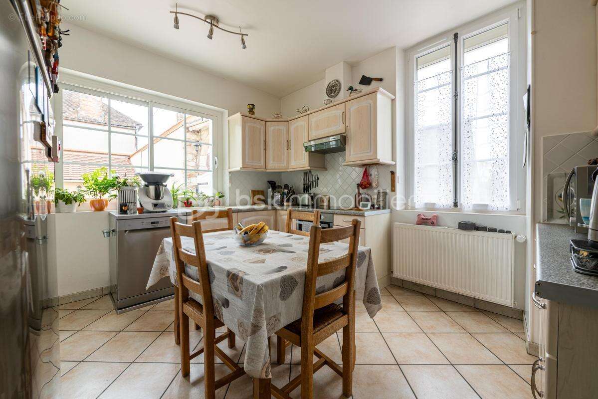 Maison à COURLON-SUR-YONNE