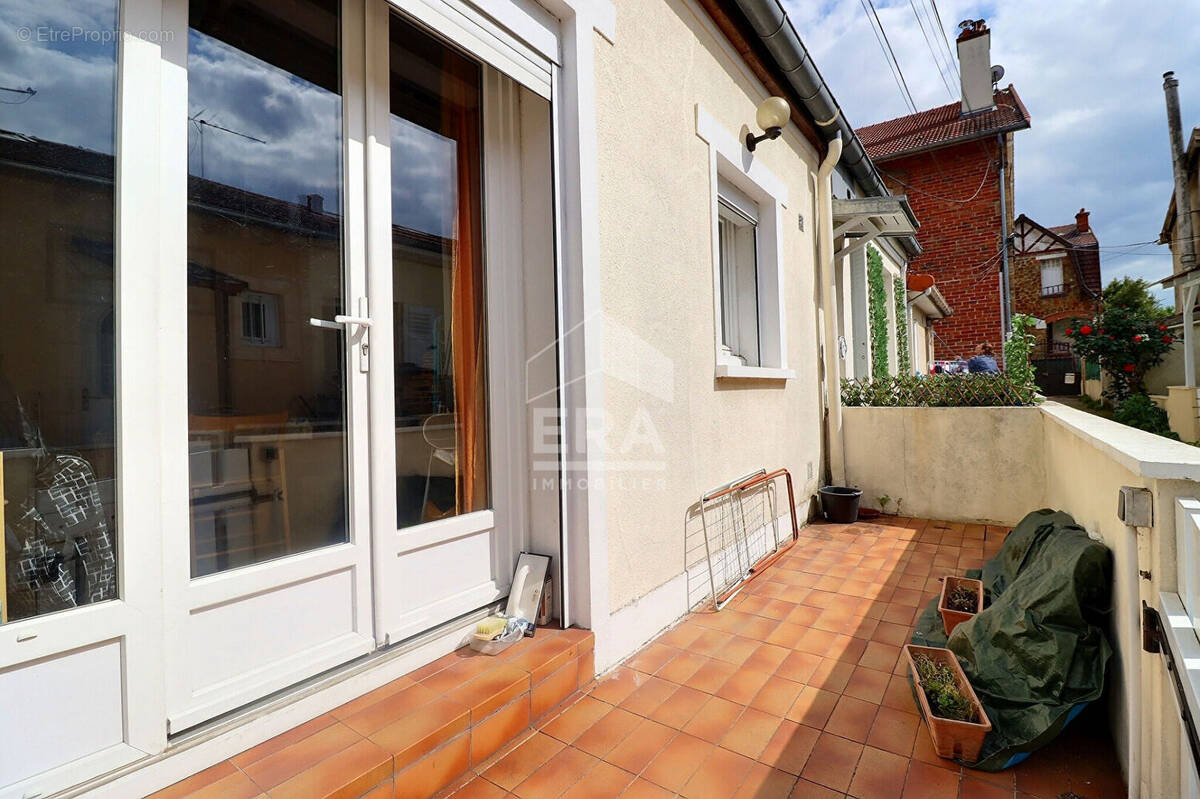 Appartement à COLOMBES