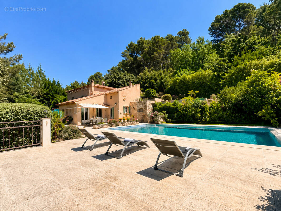 Maison à BOUC-BEL-AIR